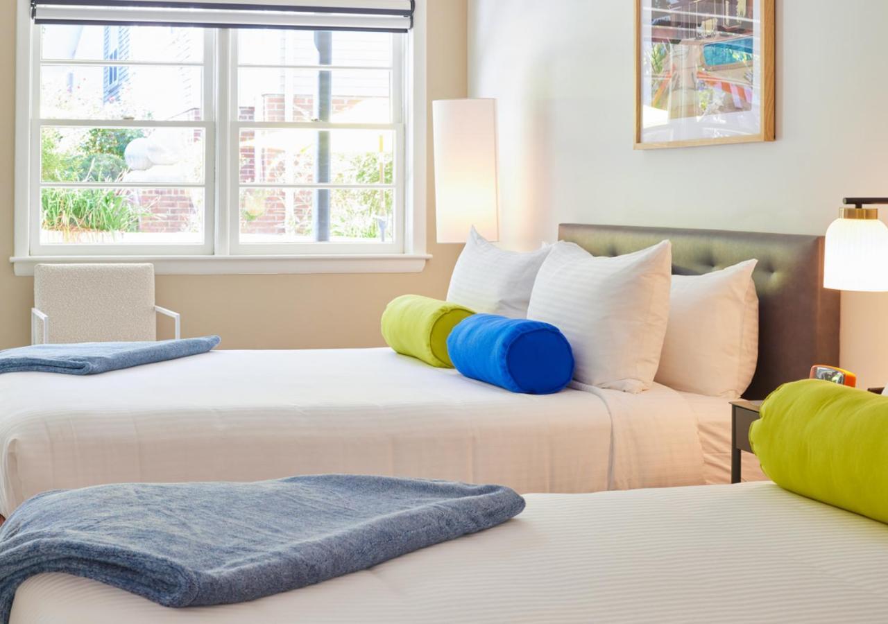 Little Mod Hotel At The University Charlottesville Extérieur photo