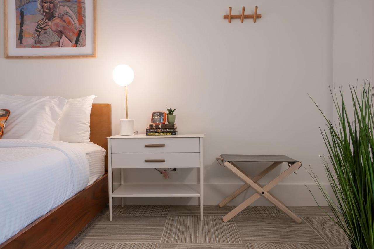 Little Mod Hotel At The University Charlottesville Extérieur photo
